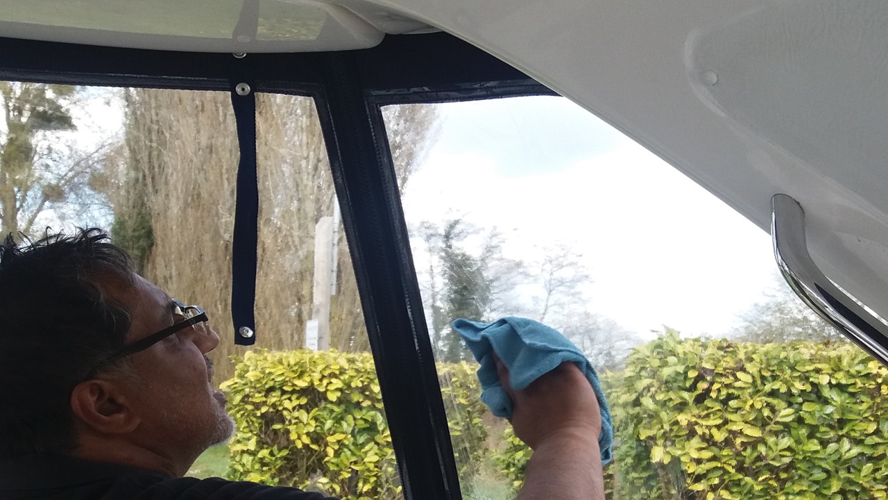 Boat Cleaning Henley on Thames